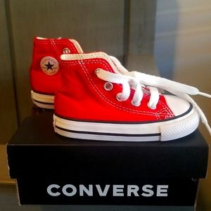 Red Converse!